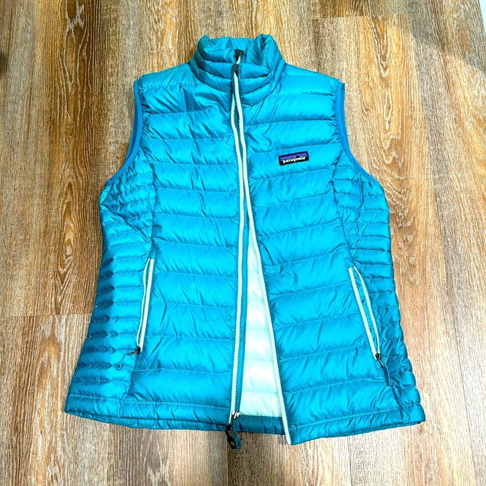 Patagonia Down Sweater Teal Blue Vest